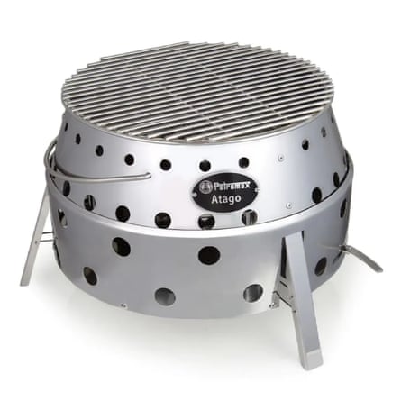 A round Petromax Atago Stove