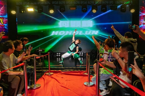 Ho Ho Lun enters the stage during Saturday’s performance. He took the title of MKW woprld champion.