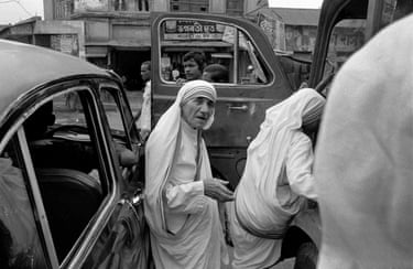 Mother Teresa prays at the refuge of the Missionaries of Charity in Calcutta, 1979Rai was well known for his portraits of social and political elites, with a great gift for capturing culture among the masses. Mother Teresa, famous worldwide, yet ingrained in local culture existed in the boundary between the two, and remains one of Rai’s most visually powerful subjects.
