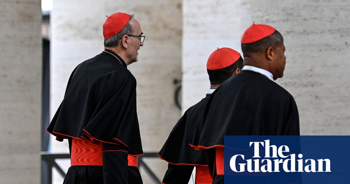 How does the conclave work and when will a new pope be chosen?