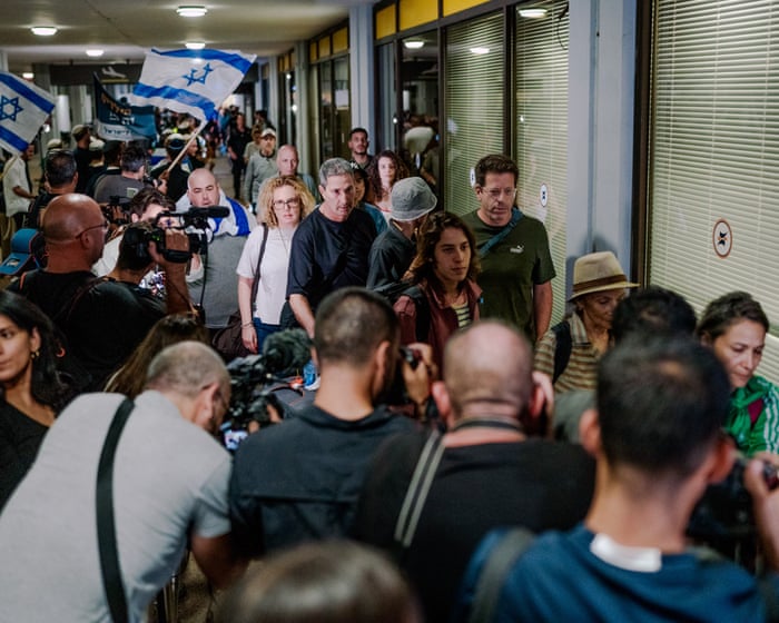 Co-pilot in flight stabbing had ‘Islamic radical indoctrination’, says Netanyahu