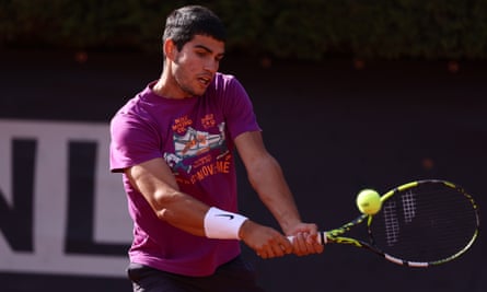 Carlos Alcaraz trains in Rome as he warms up for the Italian Open.