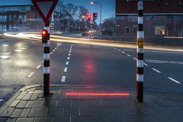 LED traffic light strip