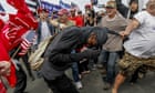 Fights erupt at pro-Donald Trump rally on California beach