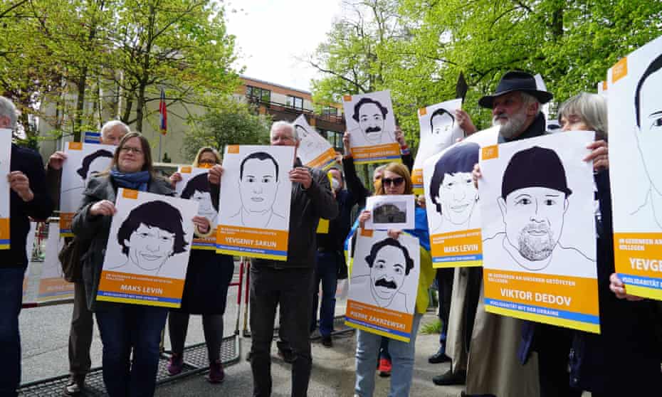 Protests in front of the Russian consulate general in Hamburg for journalists killed in the Ukraine war