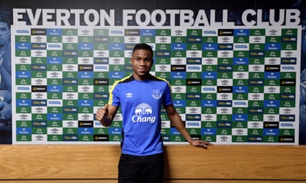 Everton Confirm Signing Of Ademola Lookman From Charlton Athletic Everton The Guardian