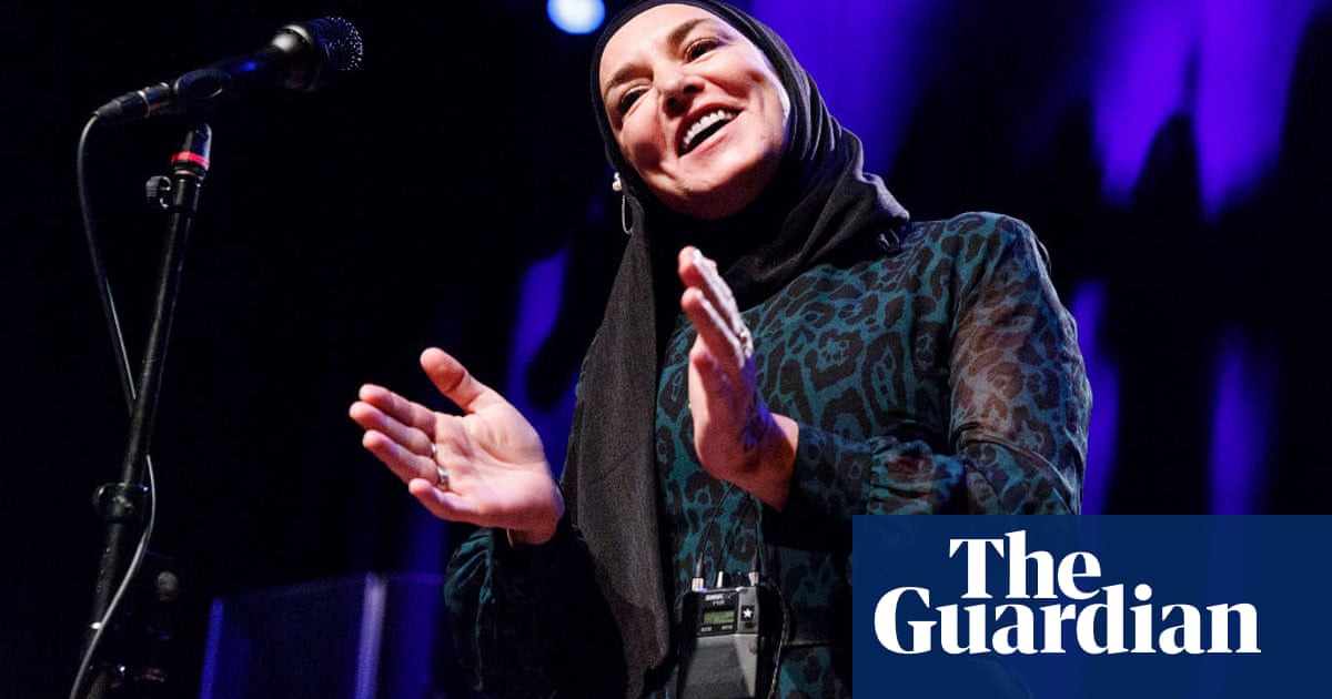 Sinéad O’Connor: a life in pictures | Music - The Guardian