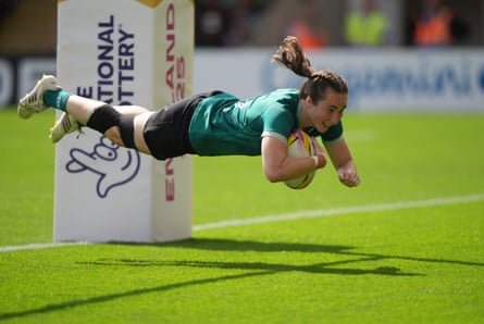 Eve Higgins dives over for Ireland’s fifth try