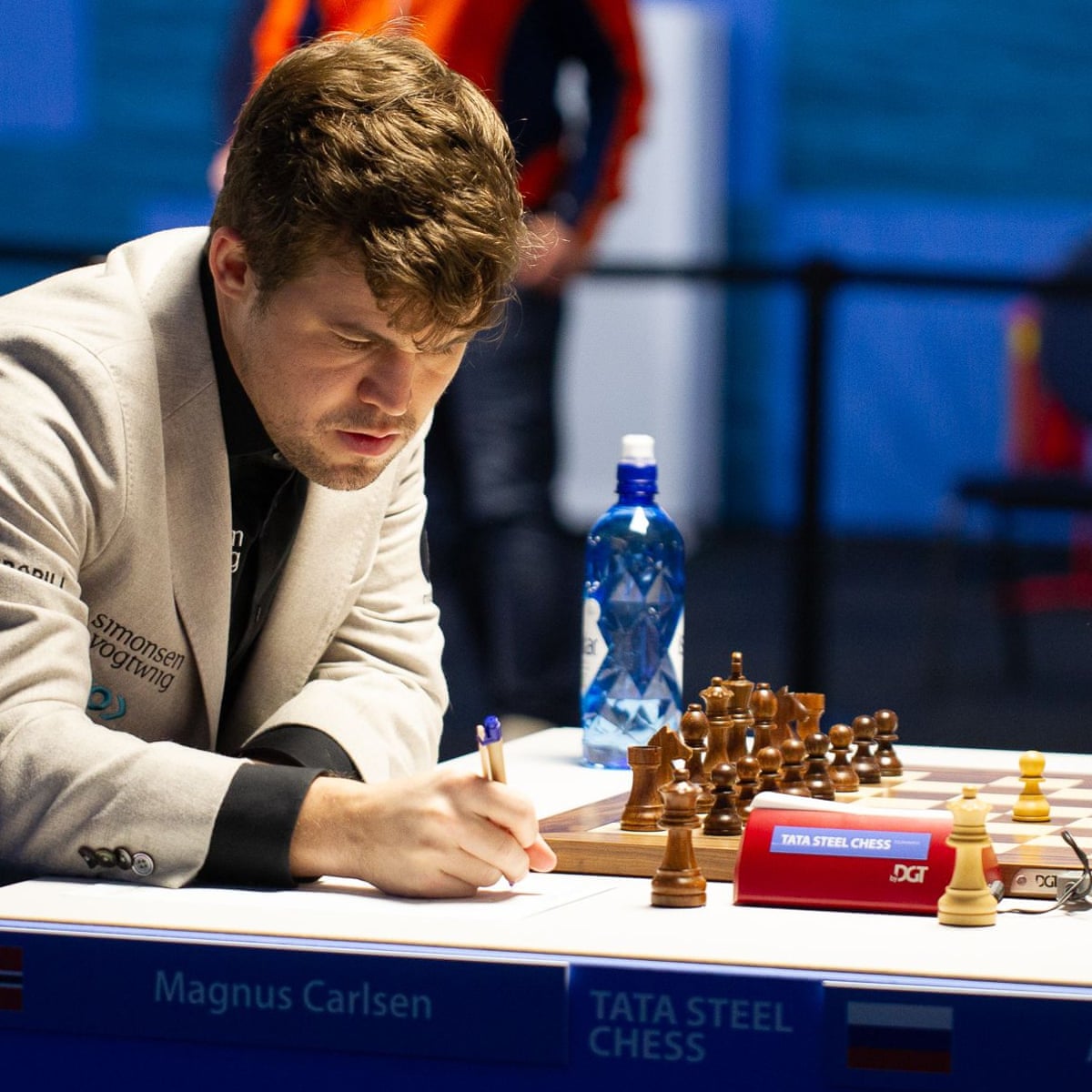 VIncent Keymer beats Magnus Carlsen at the FIDE World Cup