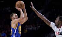 Warriors score 45 in first quarter to sweep Blazers