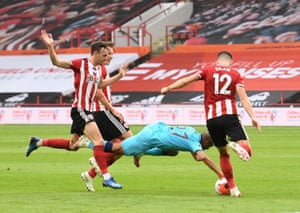 Moura handles the ball in the area which leads the Tottenham Hotspur goal being disallowed by VAR.