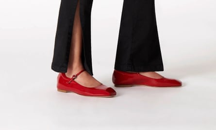 Aeyde’s squared-toed UMA shoes in cranberry