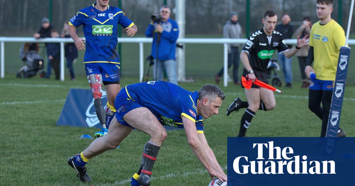 Adam Hills: Tacklers know which foot Ill step with – only one works