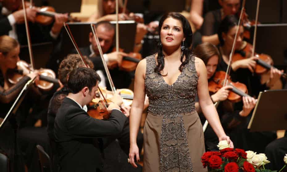 Anna Netrebko: Η διάσημη σοπράνο που απολύθηκε από την Metropolitan Opera επειδή δεν καταδίκασε την ρωσική εισβολή 3 Soprano Anna Netrebko withdraws from Royal Opera's Norma | Opera | The Guardian