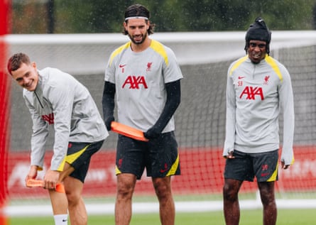 Florian Wirtz, Dominik Szoboszlai, Jeremie Frimpong in Liverpool training