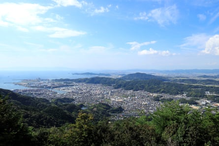 Kainan is not alone in experiencing a steady decline in residents. The population of Japanese nationals fell by a record 800,000 to 125.4 million in 2022.