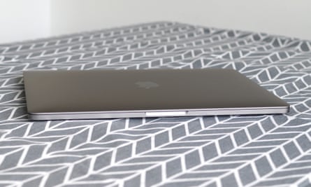 2020 apple 13in macbook pro review