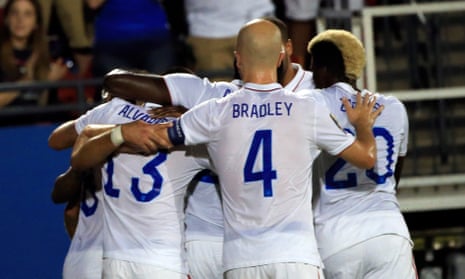 Gold Cup 2015: Clint Dempsey keeps cool to lead USA past Honduras, USA