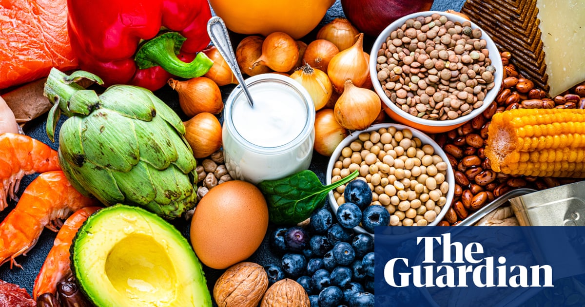 Mediterranean diet can reduce risk of stroke by up to 25%, long-term study suggests