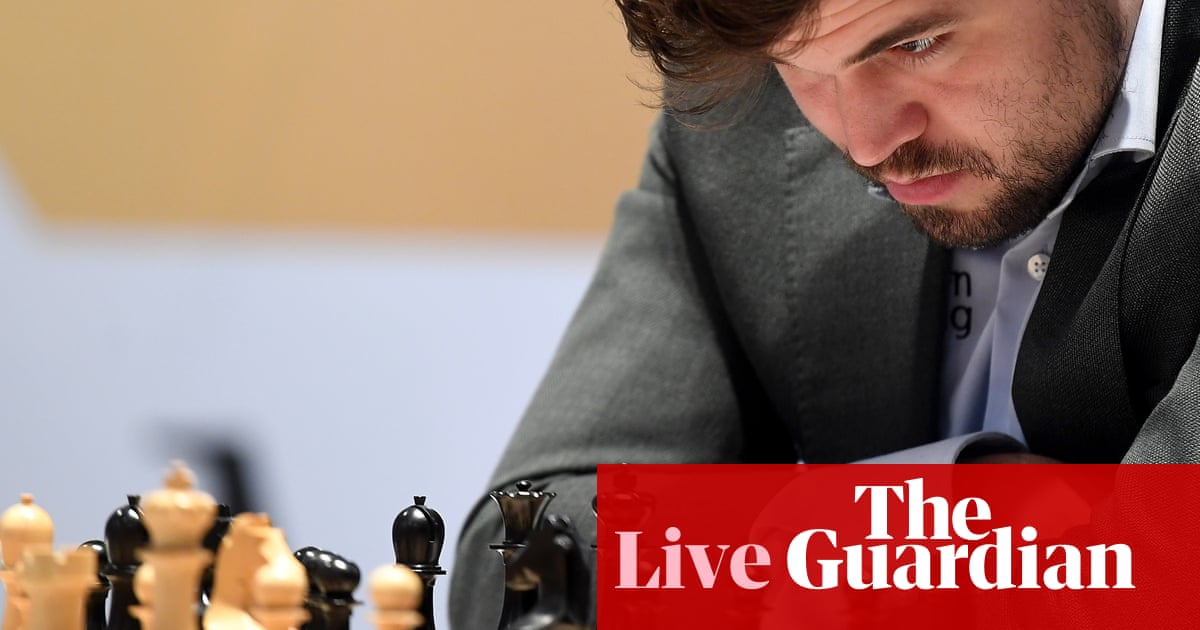 Magnus Carlsen defeats Ian Nepomniachtchi in World Chess Championship Game 11 - leef!