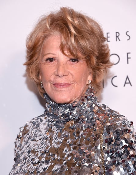 linda lavin smoker cigarettes did she smoke Frail Linda Lavin seen in final photos before death at 87 following lung cancer battle Linda Lavin's 16 Top Tips