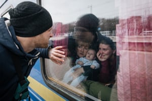 Evacuation Odessa (series), 2022A father says goodbye to his family in Ukraine