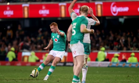 Ireland’s Ciarán Frawley secures victory for his side in the final moments.