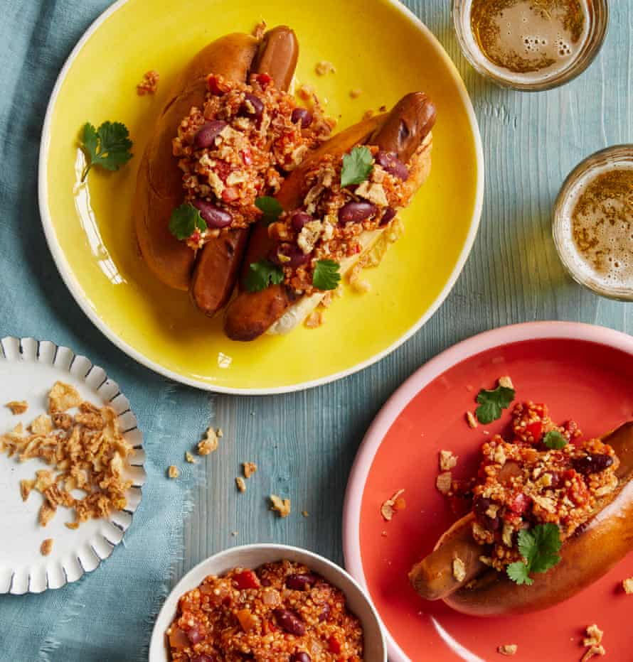 Gary Lee’s vegetarian hot dog with quinoa chilli.
