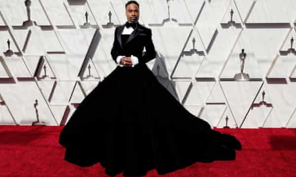Billy Porter on the 2019 Oscars red carpet in a black tuxedo gown