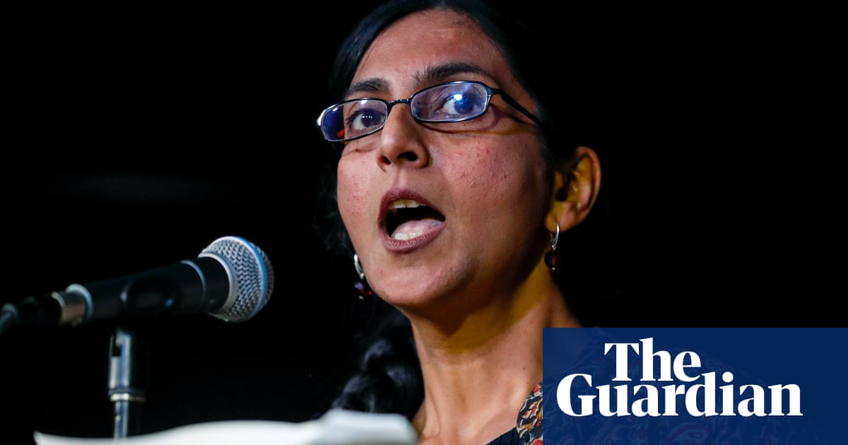 Seattle socialist Kshama Sawant keeps city council seat after recall election
