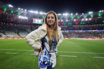 Palmeiras's president, Leila Pereira, on the pitch at the Maracanã