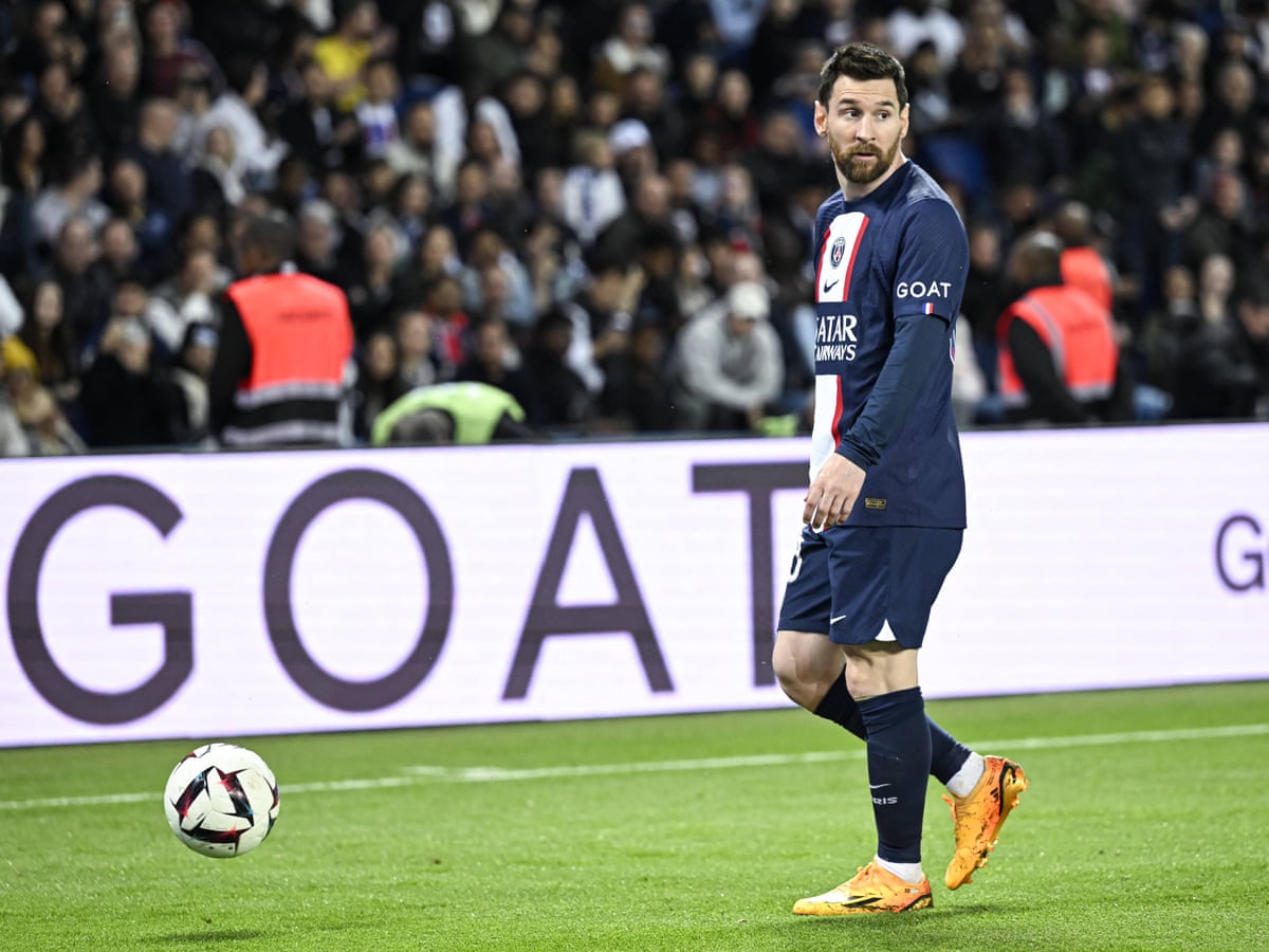 Lionel Messi close to signing record-breaking deal to leave PSG