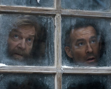 Kenneth Branagh and Ryan Reynolds in Mayday.