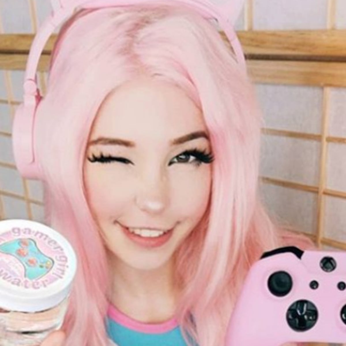 Lewd belle delphine Patreon logo