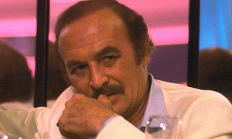 Robert Loggia as Frank Lopez, the cocaine smuggler, in Scarface, 1983.