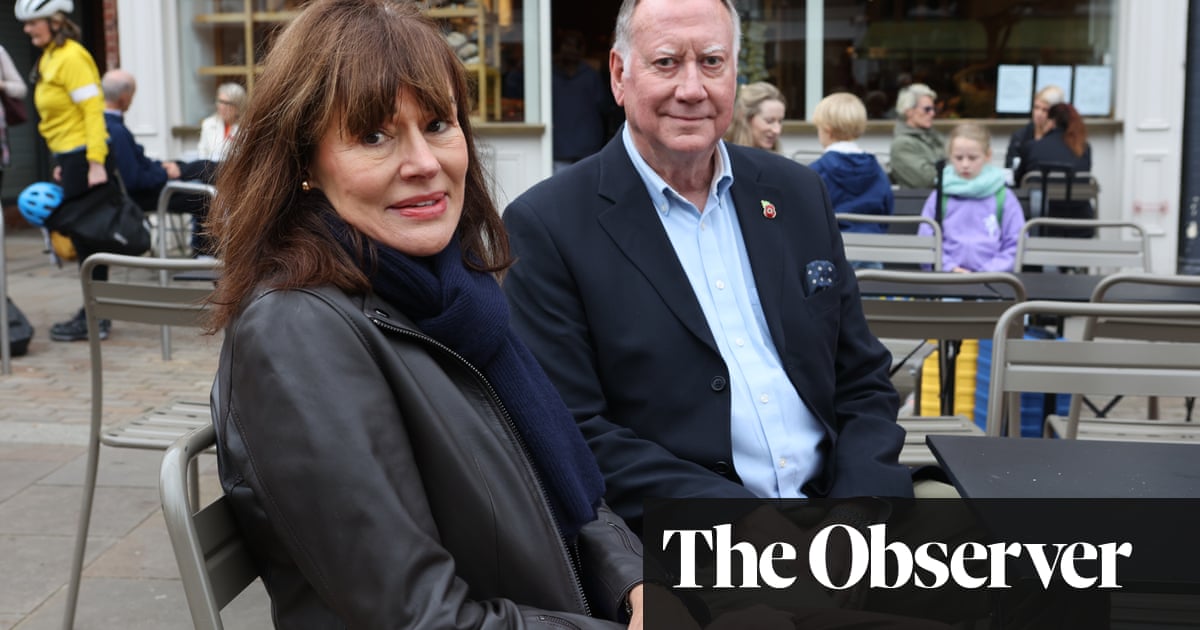 ‘She’s a star’: Henley-on-Thames gives warm welcome (mostly) to Kemi Badenoch ‘She’s a star’: Henley-on-Thames gives warm welcome (mostly) to Kemi Badenoch