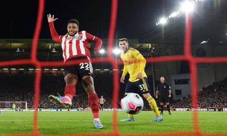Lys Mousset gives Sheffield United the lead in the first half against Arsenal.