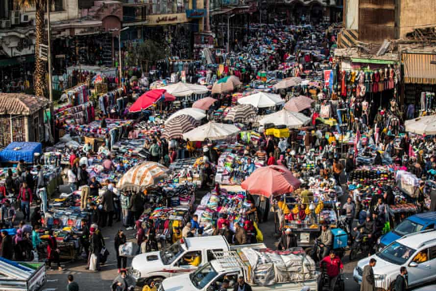 Street vendors in the central Attaba district of Cairo, on February 2021