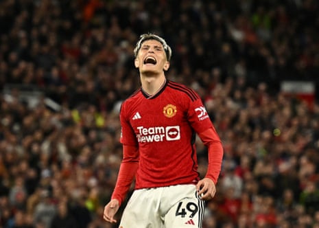 Manchester United's Alejandro Garnacho reacts during the match against Wolverhampton Wanderers.