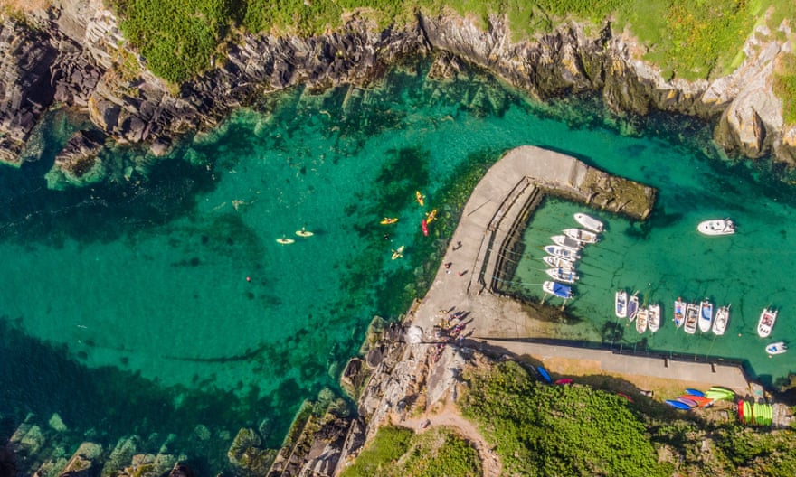 Sea kayak in Pembrokeshire