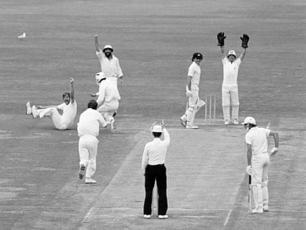 Ian Chappell of Australia is caught for 9 runs by Ian Botham of England off the bowling of Derek Underwood during the 2nd Test match between Australia and England at the SCG, Sydney, Australia, 8 January 1980