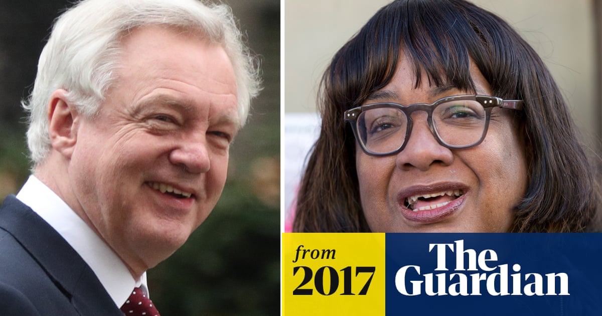 David Davis apologises for insulting Diane Abbott in text message