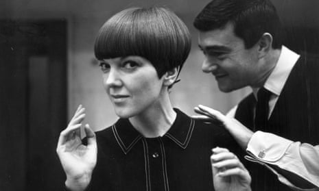 Mary Quant, having her hair cut by Vidal Sassoon.