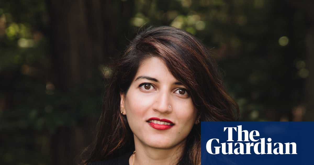 A Splintering by Dur e Aziz Amna review – a woman’s ambitions in Pakistan