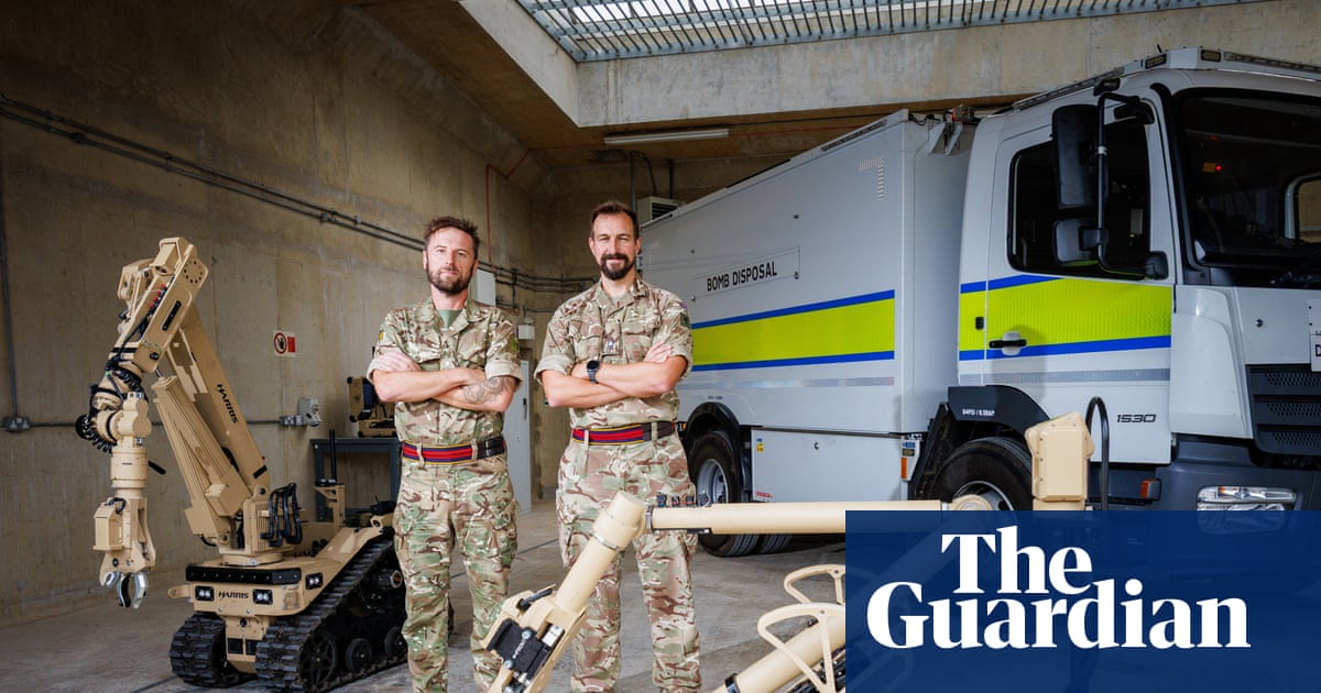 'It could knock a whole street down': the art of defusing a second world war bomb