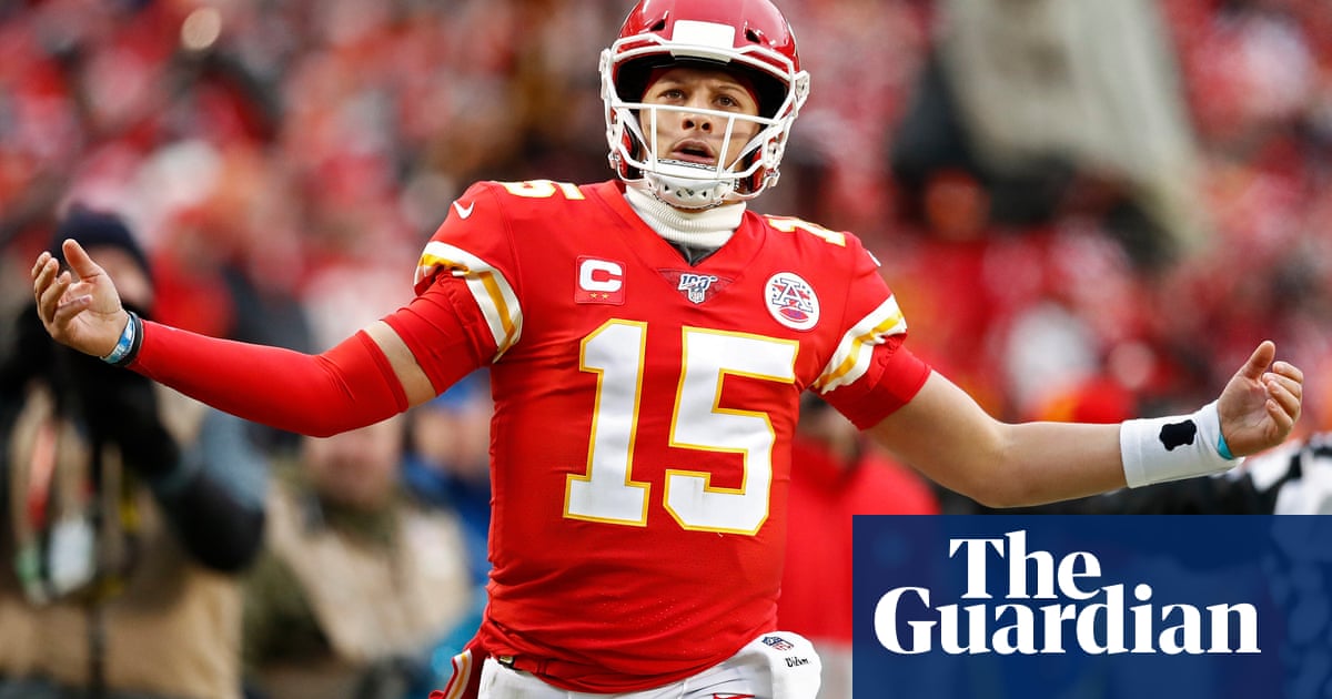 Five-star Mahomes leads Chiefs to 24-point comeback against stunned Texans