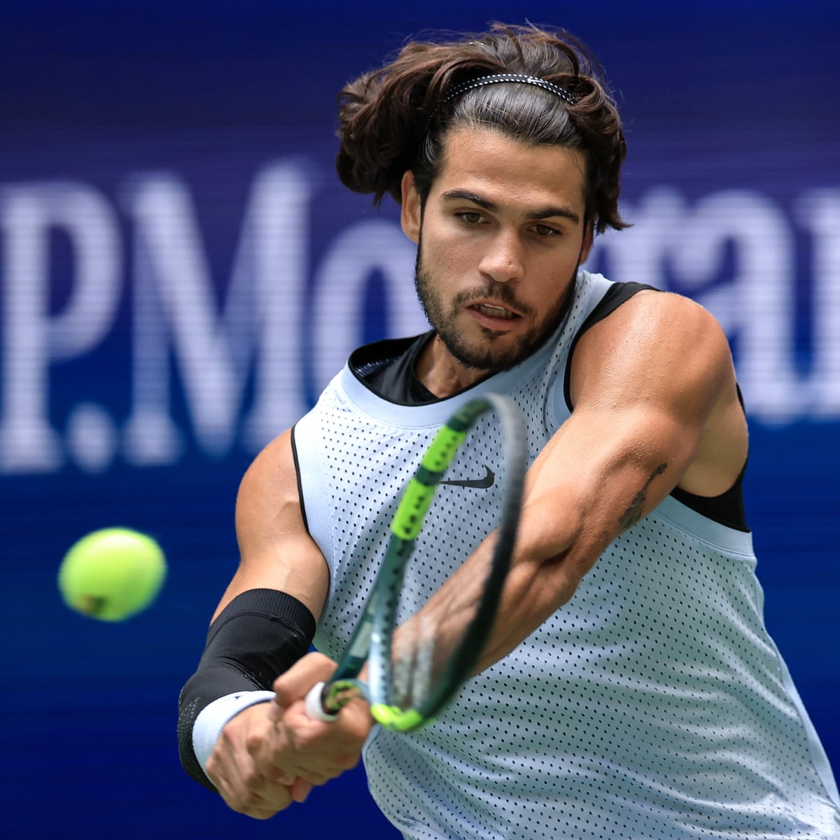 Carlos Alcaraz takes it up a level as he reaches US Open quarter-final
