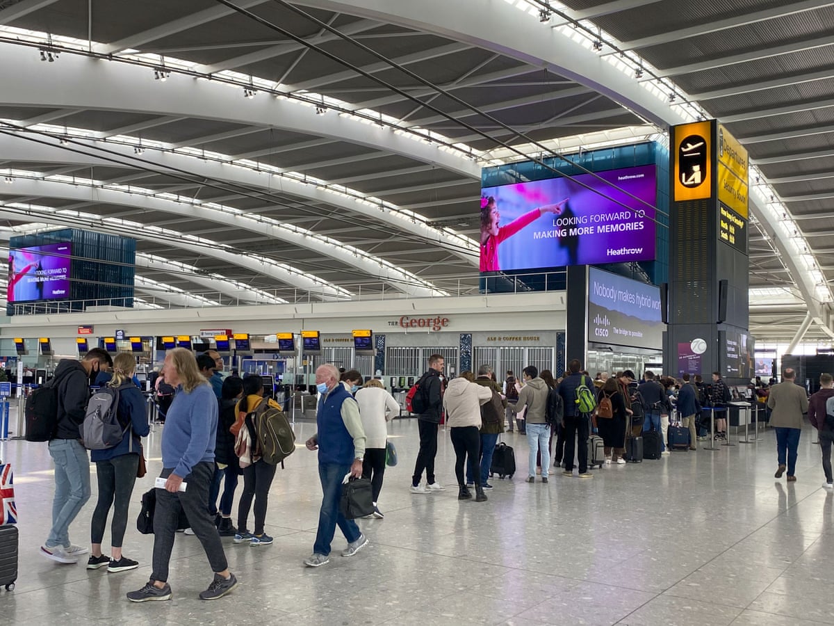 Heathrow remains loss-making despite rise in passenger numbers | Heathrow airport | The Guardian