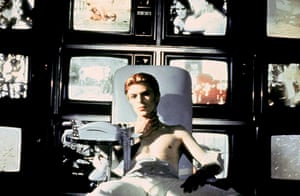 In the 1976 film The Man Who fell To earth