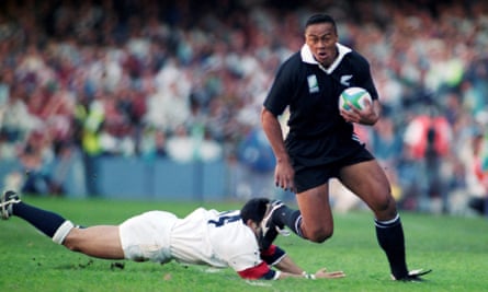 Jonah Lomu leaves Tony Underwood on the floor at the 1995 World Cup.